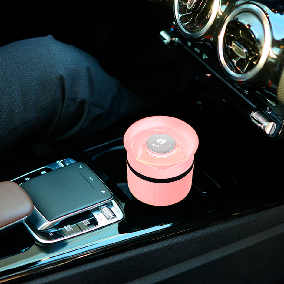 Travel glass with infuser to prepare coffee and tea