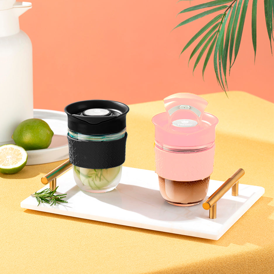 Travel glass with infuser to prepare coffee and tea
